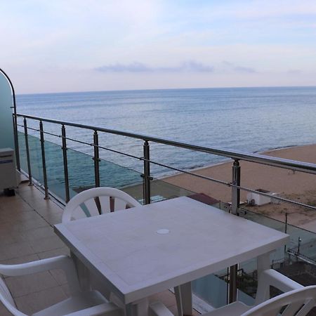 Beach Apartment No 17 Святые Константин и Елена Экстерьер фото